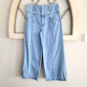 Forever 21 Super High Waisted Baggy Wide Leg Lightwash Denim Jeans Sz 28